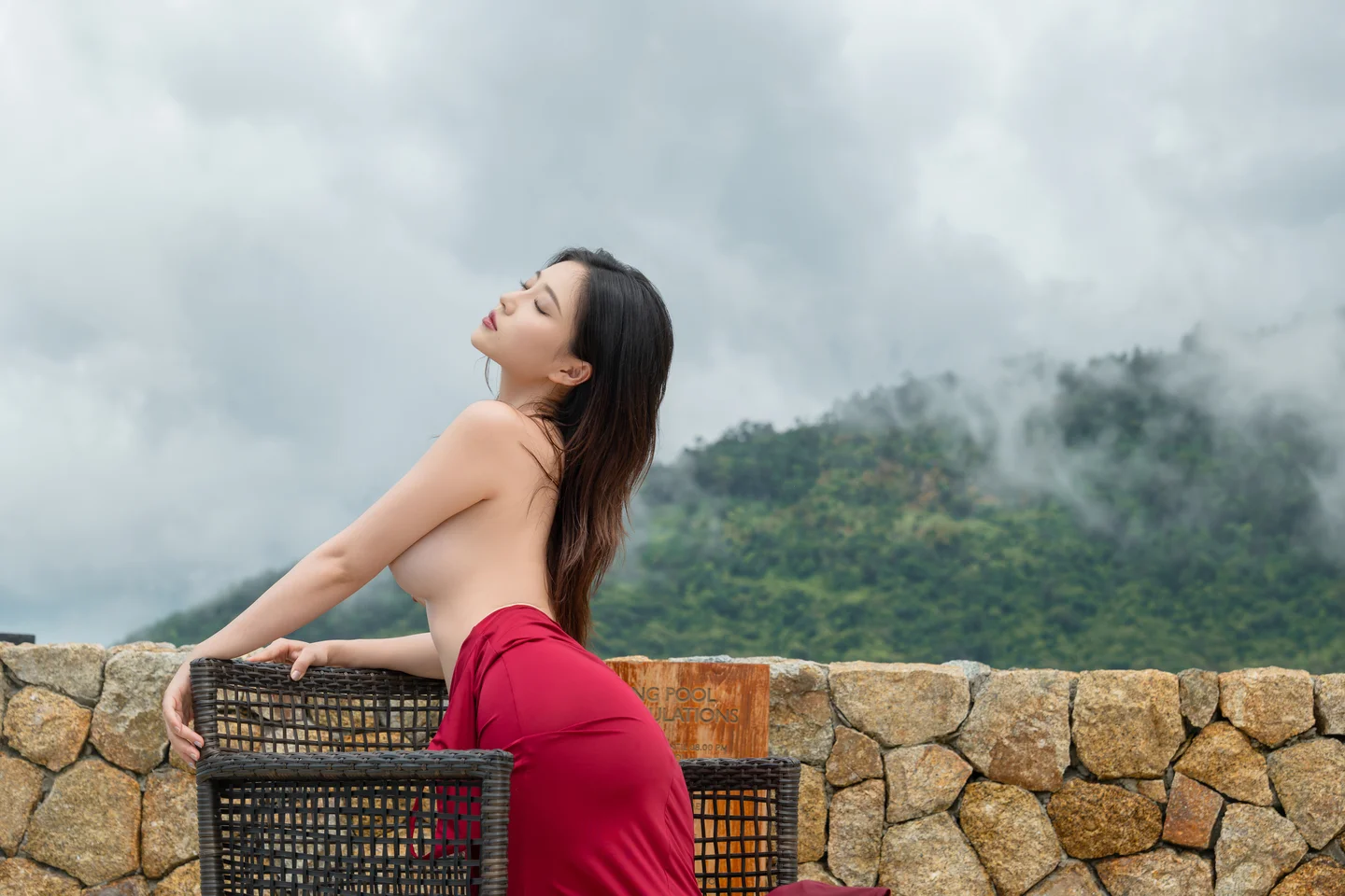 年年 - 言遇 [80P-389MB] tg@simisebaisi 【丝足阁】031.webp